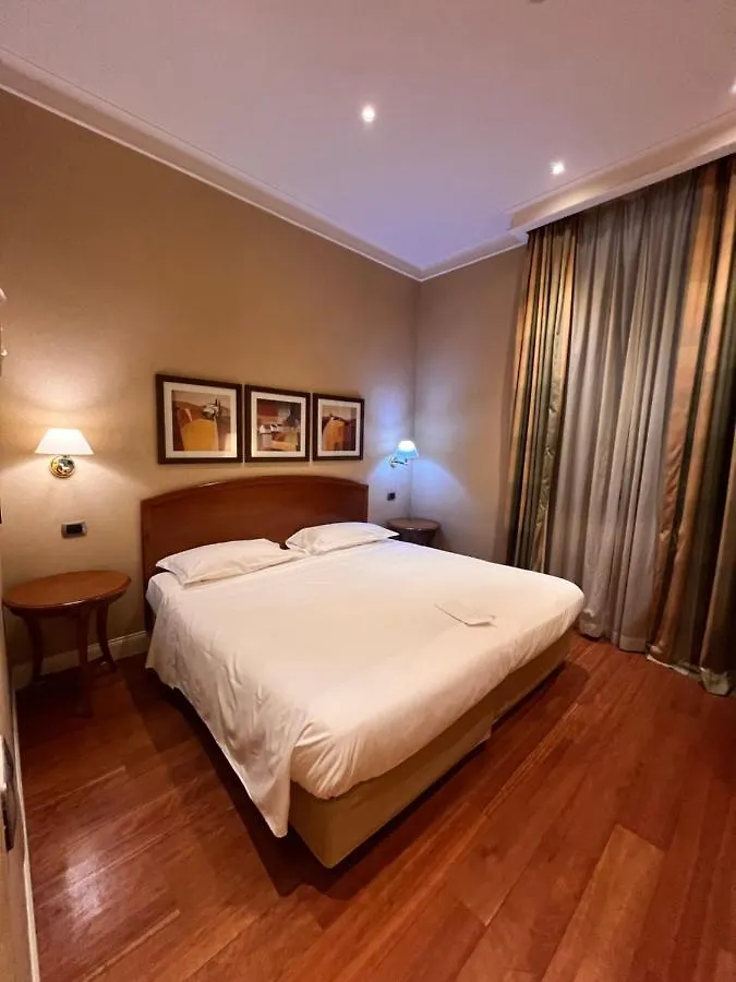 Lh Hotel Lloyd Roma