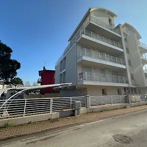 https://residence-al-molo.hotelinveneto.com