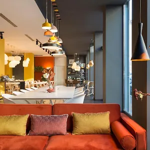 https://alexander-milan.italymilanhotels.net