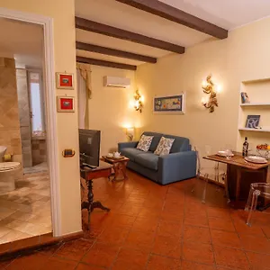 Apartment Navona Little, Rom
