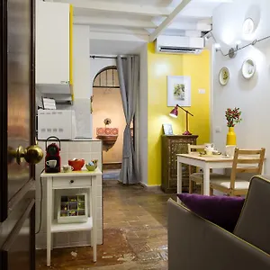 Stella's In Monti Rome