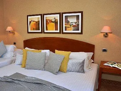 Lh Hotel Lloyd Roma  Řím