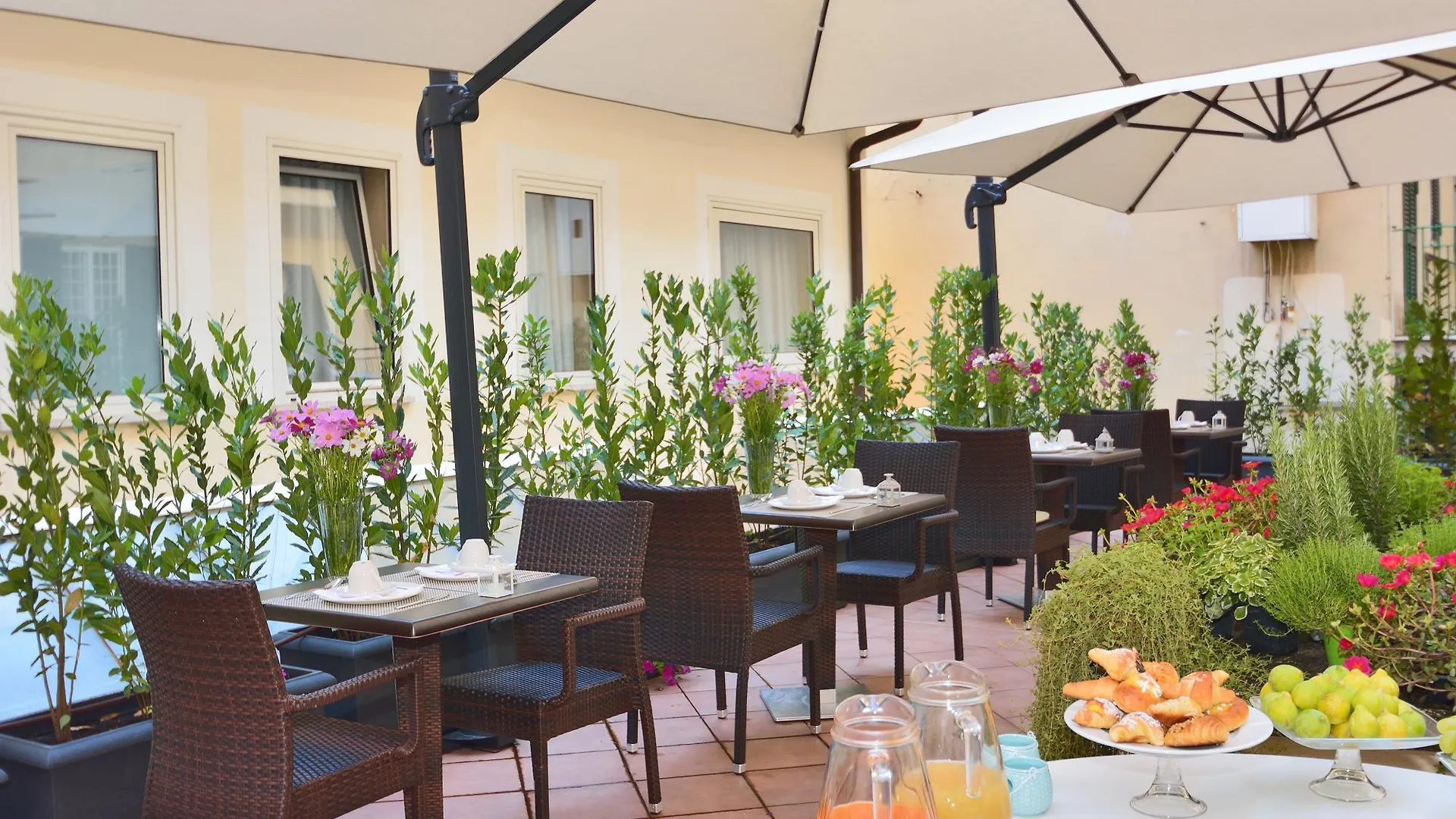 Lh Hotel Lloyd Roma