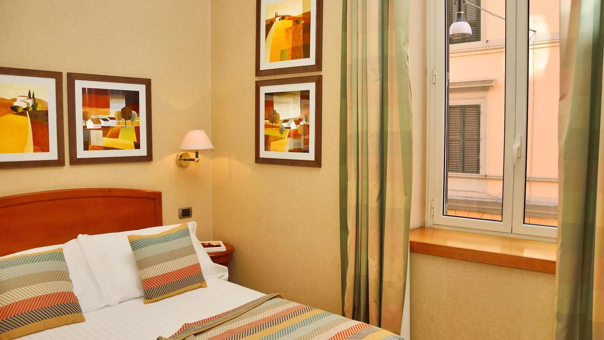 Lh Hotel Lloyd Roma