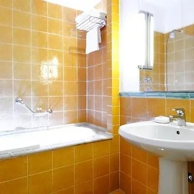 Lh Hotel Lloyd Roma  Rome