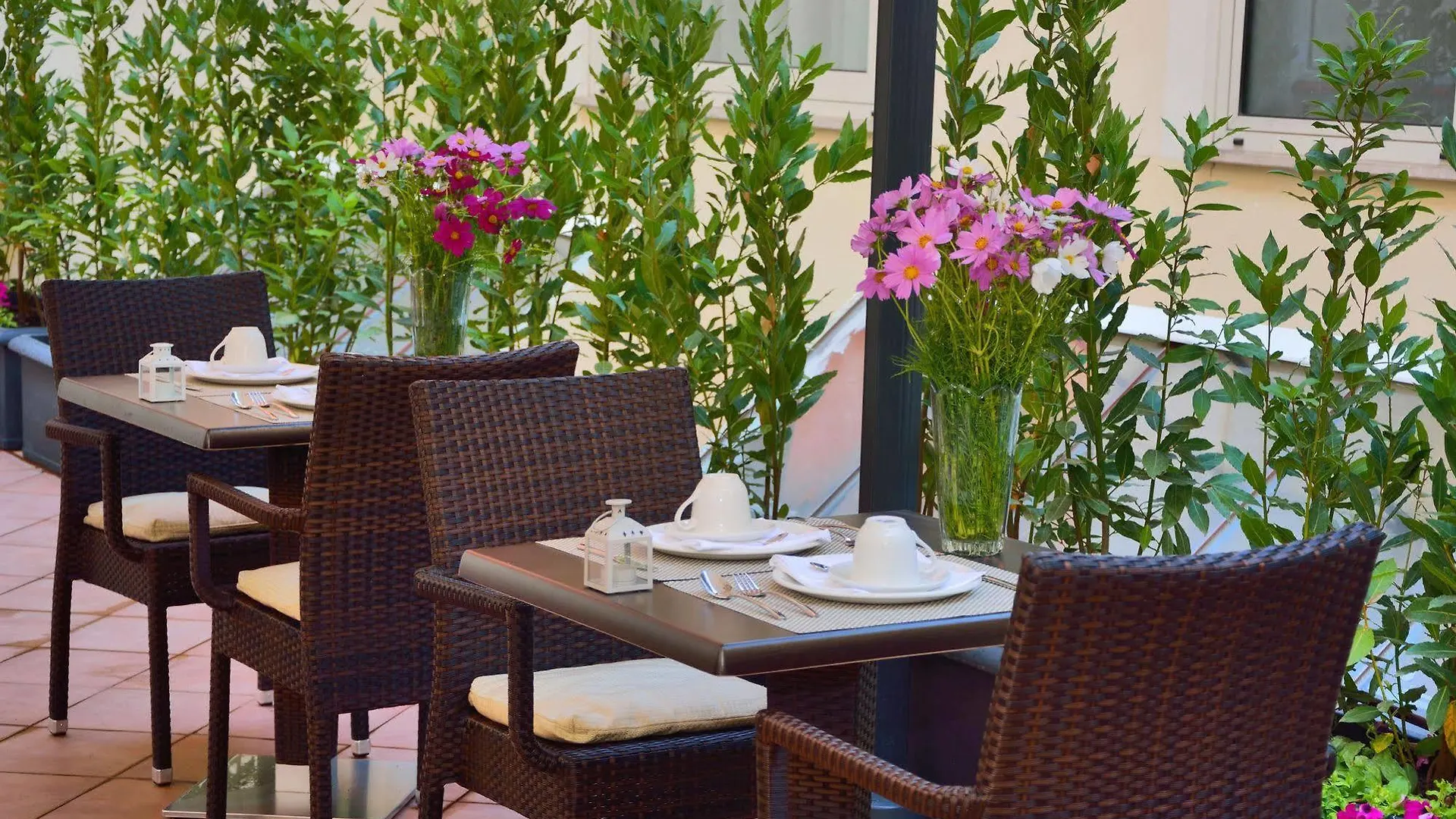Lh Hotel Lloyd Roma  Rome